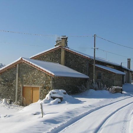 La Ferme Des Genets Bed & Breakfast Medeyrolles Exterior photo