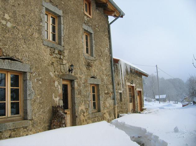 La Ferme Des Genets Bed & Breakfast Medeyrolles Exterior photo